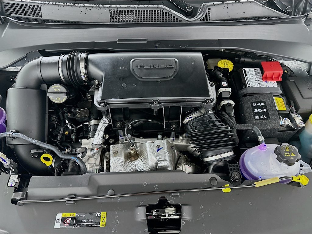 New 2026 Jeep Compass Latitude AWD/4WD image 18