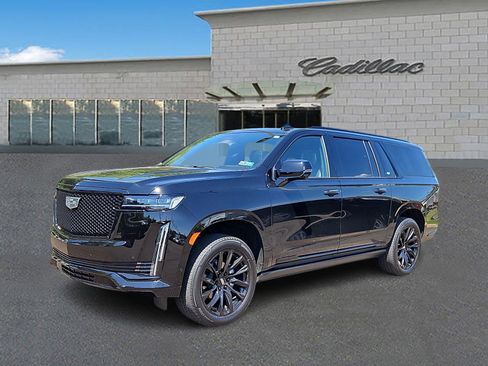 Used 2024 Cadillac Escalade ESV Sport Platinum w/ LPO, ONYX Package AWD/4WD image 1