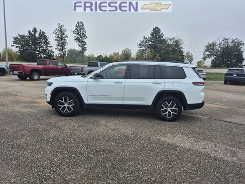 Used 2024 Jeep Grand Cherokee L Limited w/ Luxury Tech Group II image 1