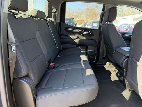 Used 2022 Chevrolet Silverado 1500 LT image 10