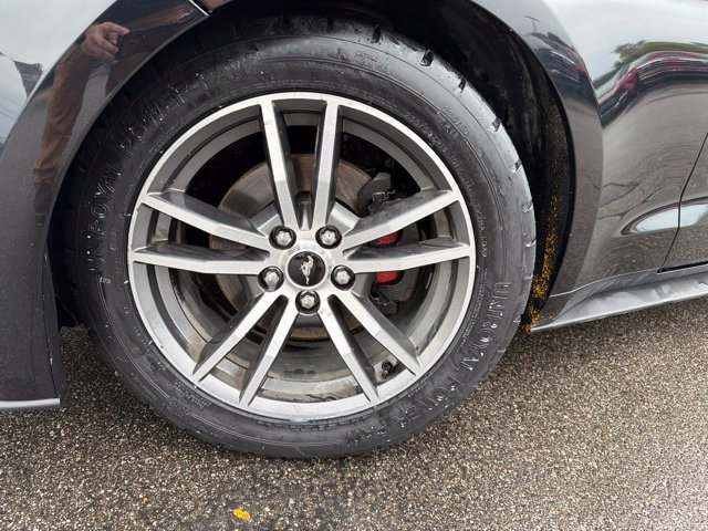 Used 2016 Ford Mustang Premium w/ Enhanced Security Package RWD image 9