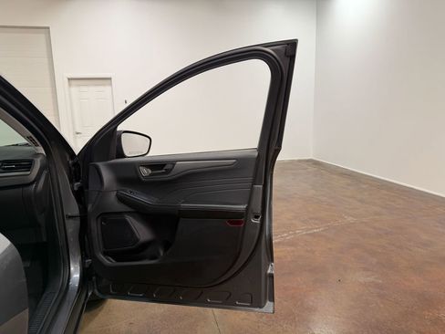 Used 2024 Ford Escape Active image 62