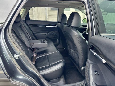 Used 2022 Kia Seltos SX w/ Sunroof Package AWD/4WD image 19