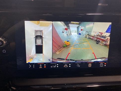 New 2025 GMC Sierra 3500 AT4 w/ AT4 Premium Plus Package image 27