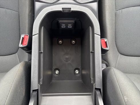 Certified 2023 Toyota RAV4 LE image 34