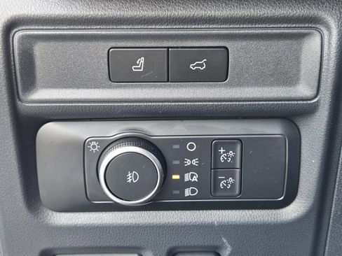 Certified 2022 Ford Expedition XLT image 19