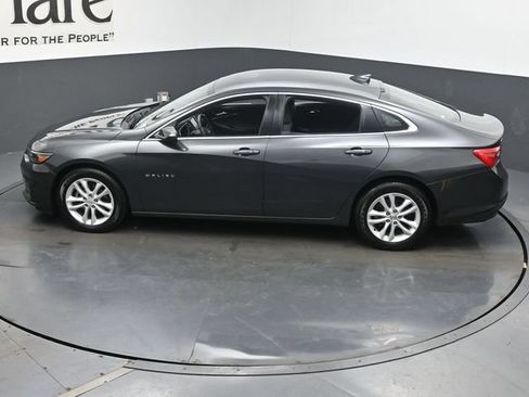 Used 2018 Chevrolet Malibu LT FWD image 55