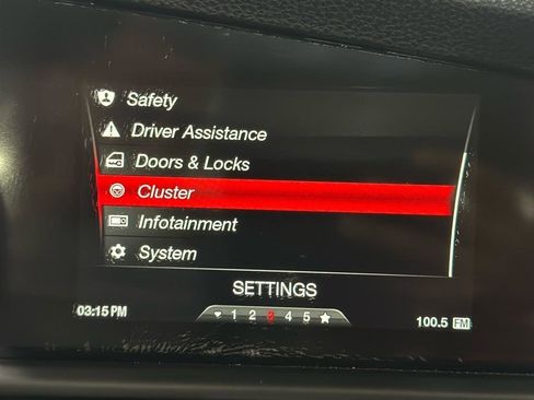 Used 2017 Alfa Romeo Giulia Base AWD image 33