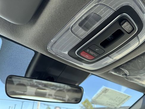 New 2025 Hyundai Elantra SEL image 26