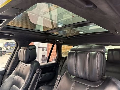 Used 2021 Land Rover Range Rover Autobiography image 15
