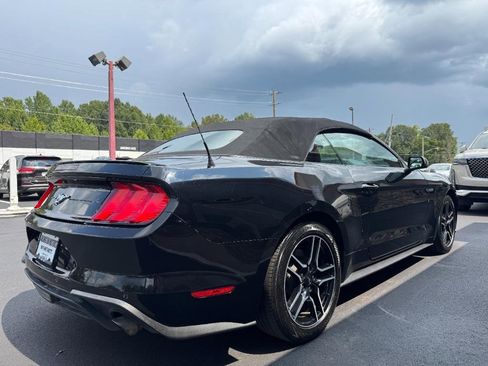 Used 2020 Ford Mustang Premium image 7