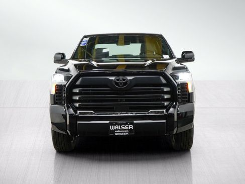 Used 2025 Toyota Tundra Limited AWD/4WD image 11
