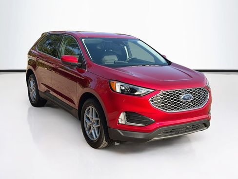 Used 2024 Ford Edge SEL w/ Convenience Package AWD/4WD image 3