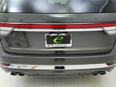 Used 2020 Lincoln Aviator Black Label w/ Dynamic Handling Package image 12
