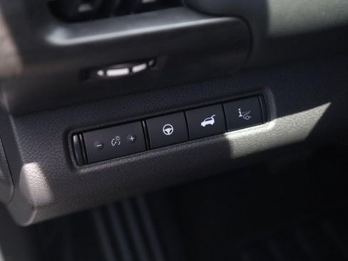 New 2026 Nissan Pathfinder Platinum AWD/4WD image 12