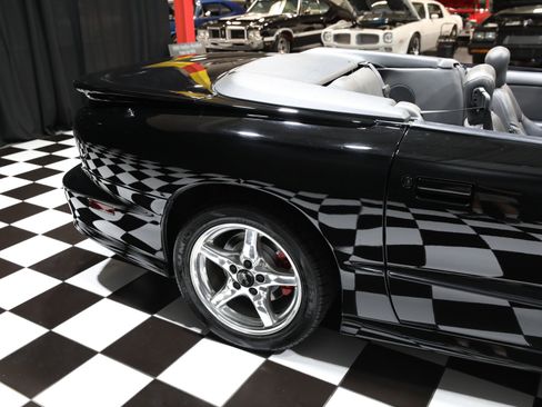 Used 1999 Pontiac Firebird Trans Am RWD image 25