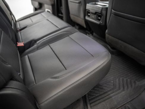 Used 2022 Chevrolet Silverado 1500 LT Trail Boss w/ Convenience Package II AWD/4WD image 33