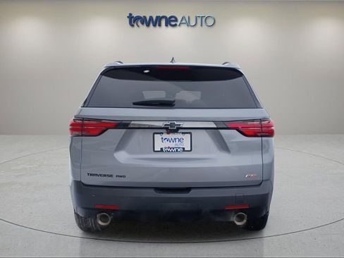 Used 2023 Chevrolet Traverse RS image 4