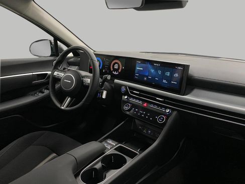 New 2026 Hyundai Sonata SEL FWD image 18