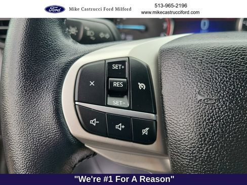 Certified 2023 Ford Explorer XLT RWD image 16
