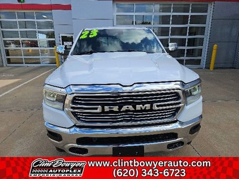 Used 2023 RAM 1500 Laramie AWD/4WD image 9