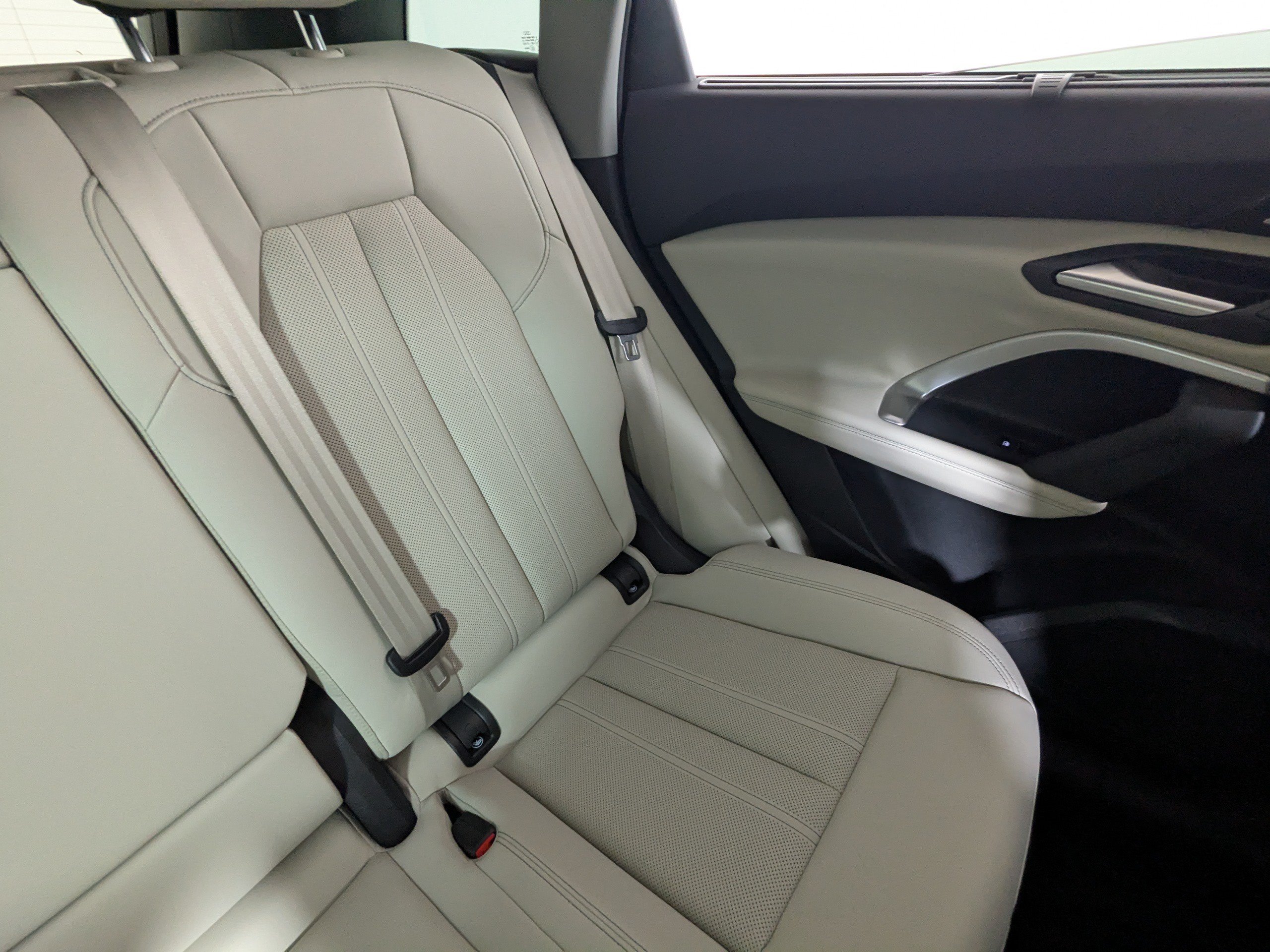 Certified 2025 Audi Q5 Premium Plus w/ Premium Plus AWD/4WD image 15