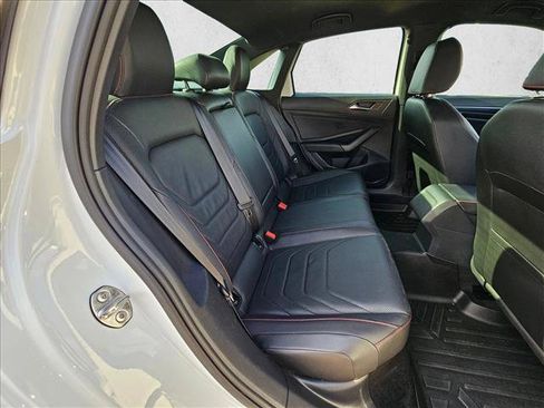 Used 2019 Volkswagen Jetta GLI Autobahn FWD image 17