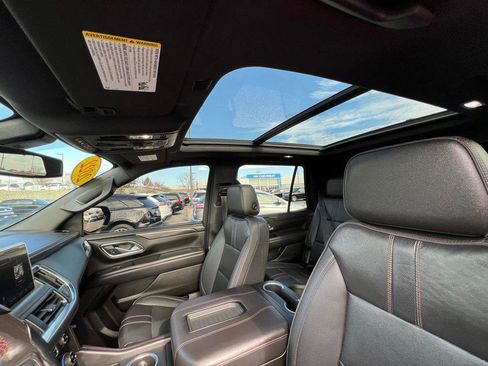 Used 2022 Chevrolet Tahoe RST w/ Luxury Package image 18