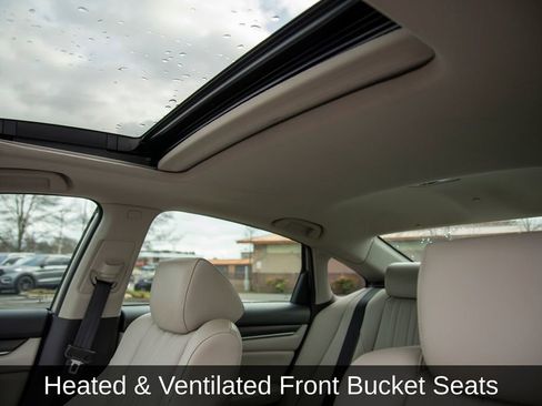 Used 2018 Honda Accord Touring image 14