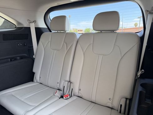 Used 2025 Kia Sorento S w/ Panoramic Sunroof Package FWD image 35