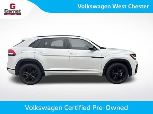 Certified 2023 Volkswagen Atlas Cross Sport SEL R-Line AWD/4WD image 7