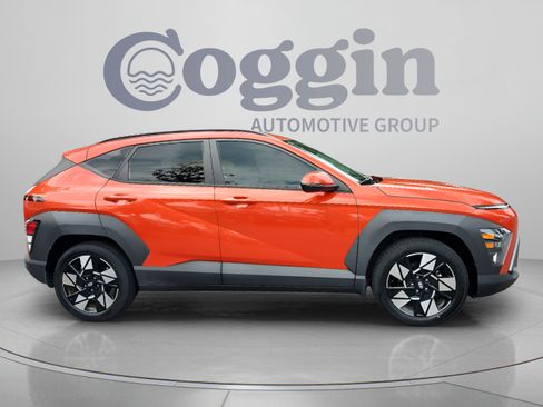Certified 2024 Hyundai Kona SEL w/ Convenience Package FWD image 6