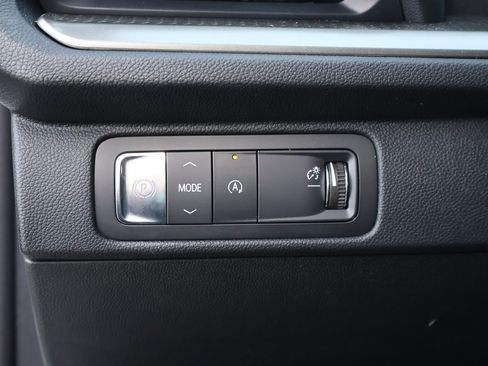 New 2026 Chevrolet Traverse LT w/ Midnight/Sport Edition FWD image 11