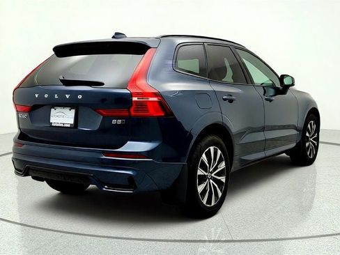Used 2025 Volvo XC60 B5 Core w/ Climate Package AWD/4WD image 5