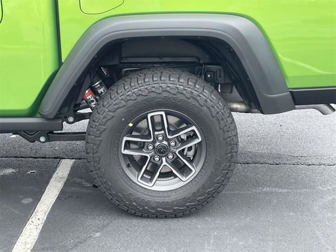 New 2025 Jeep Gladiator Mojave w/ Convenience Group image 36