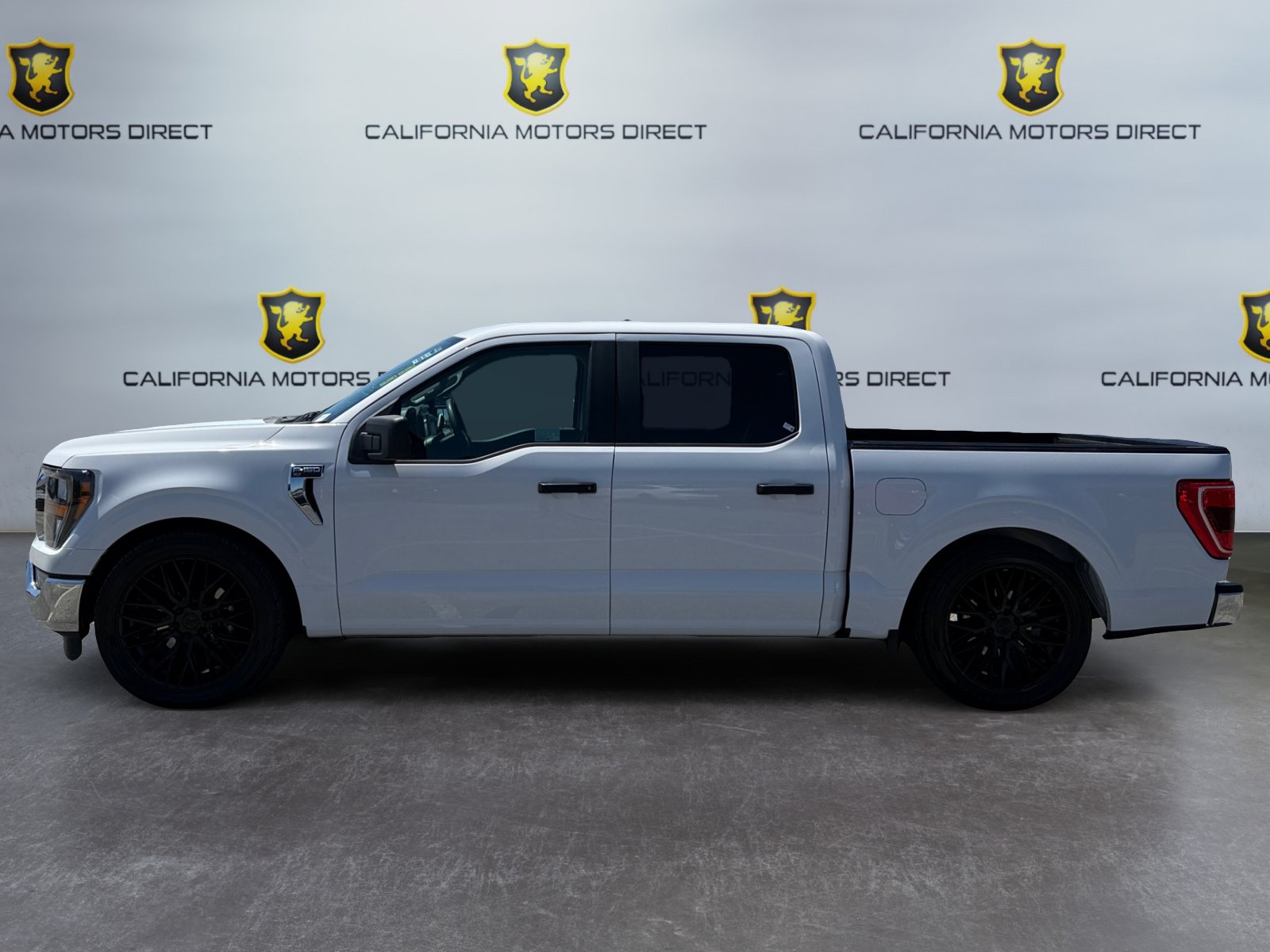 Used 2023 Ford F150 XLT RWD image 2