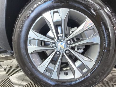 Used 2026 Chevrolet Equinox LT FWD image 36