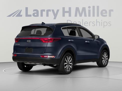 Used 2018 Kia Sportage EX w/ EX Technology Package AWD/4WD image 2