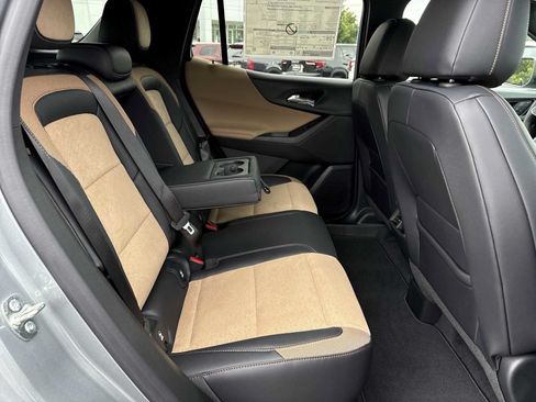 New 2026 Chevrolet Equinox ACTIV w/ Convenience Package III AWD/4WD image 26