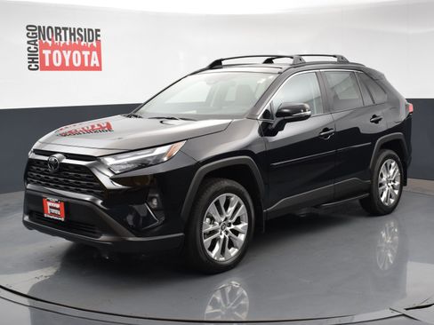 Used 2025 Toyota RAV4 XLE Premium w/ Weather Package image 8