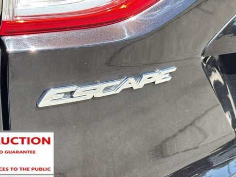 Used 2013 Ford Escape Titanium w/ Class II Trailer Tow Pkg FWD image 31