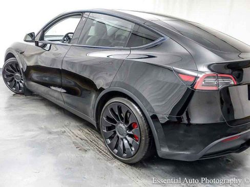 Used 2022 Tesla Model Y Performance AWD/4WD image 10