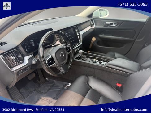 Used 2020 Volvo V60 T5 Cross Country AWD/4WD image 15