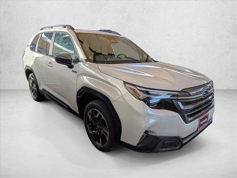New 2025 Subaru Forester Limited image 3