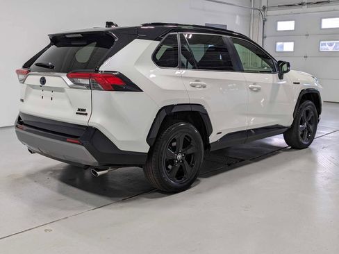 Used 2021 Toyota RAV4 XSE image 8