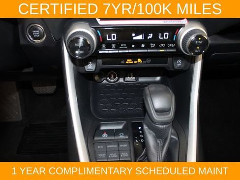 Used 2025 Toyota RAV4 XLE AWD/4WD image 25