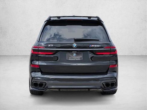Used 2026 BMW X7 M60i image 7