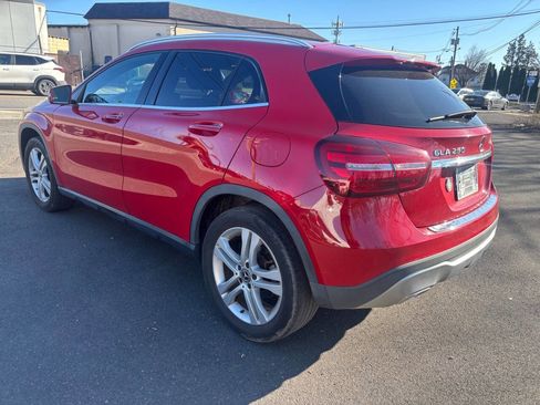 Used 2019 Mercedes-Benz GLA 250 GLA 250 4MATIC AWD 4dr SUV image 3