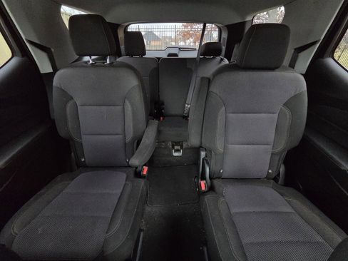 Used 2019 Chevrolet Traverse LT image 28