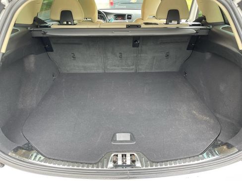 Used 2017 Volvo V60 T5 Cross Country w/ Climate Package image 22